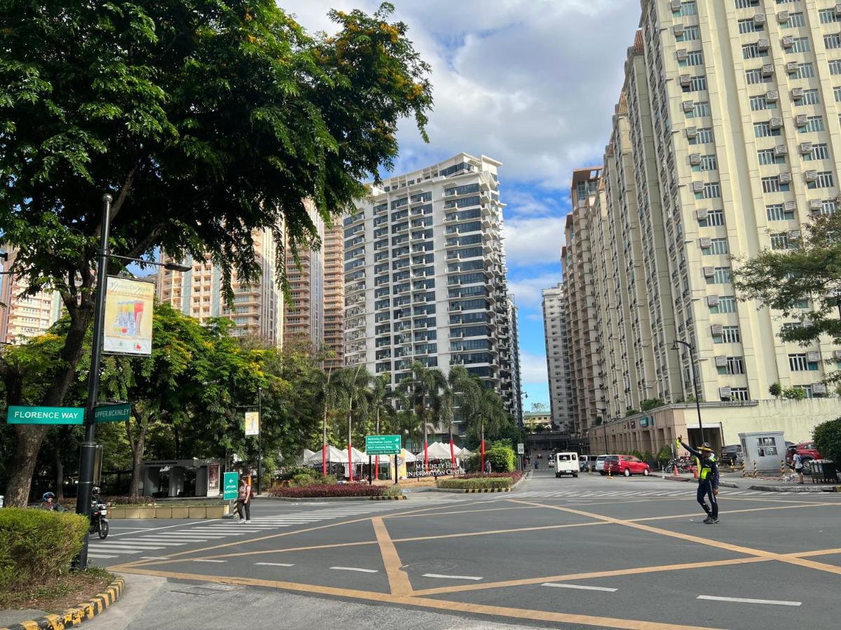 Condotel In Venice Grand Canal Mall Taguig Dış mekan fotoğraf